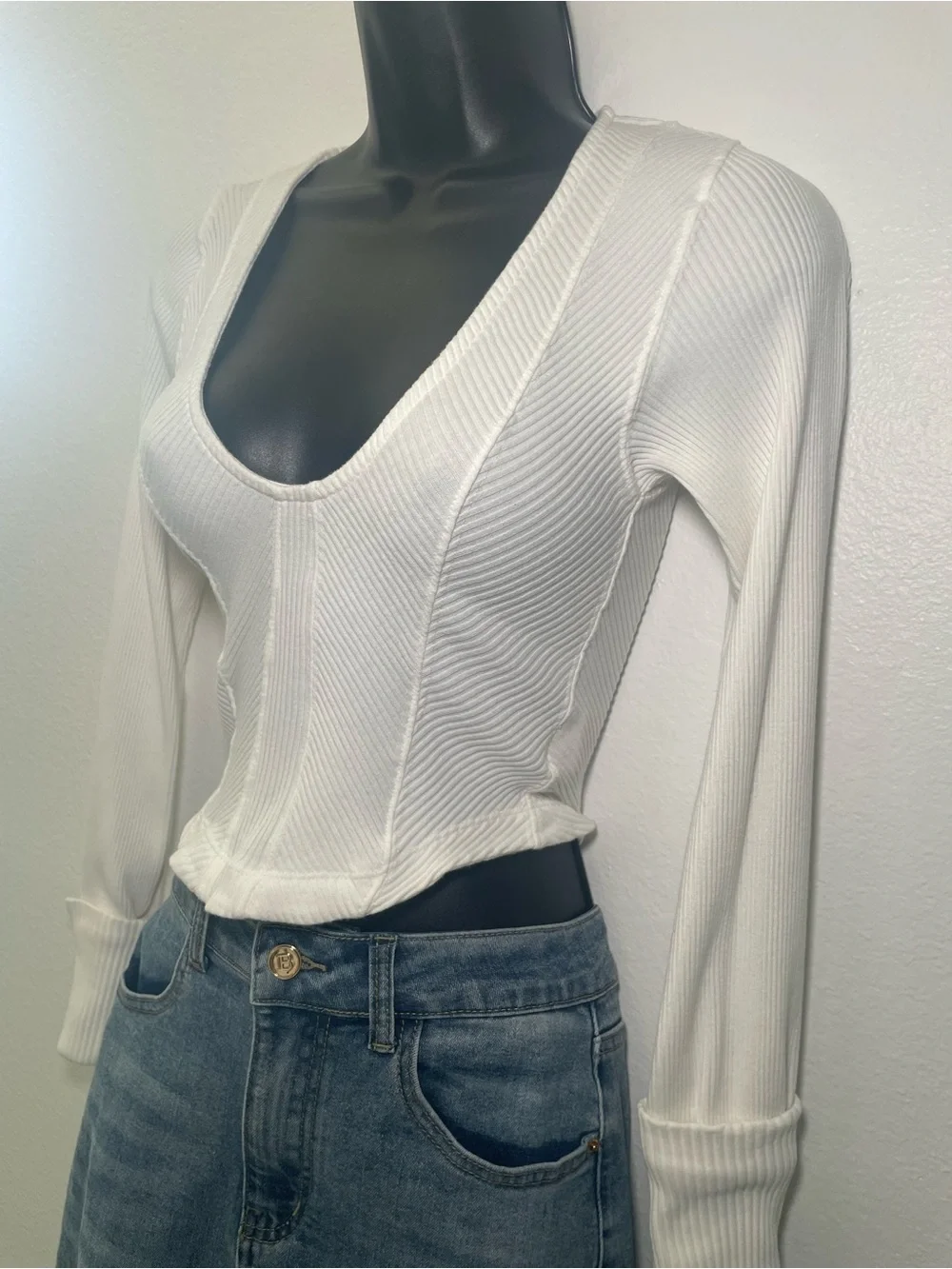 Free People White Ribbed Long Sleeve Crop Top Fitted Size M (RUNS SMALL)